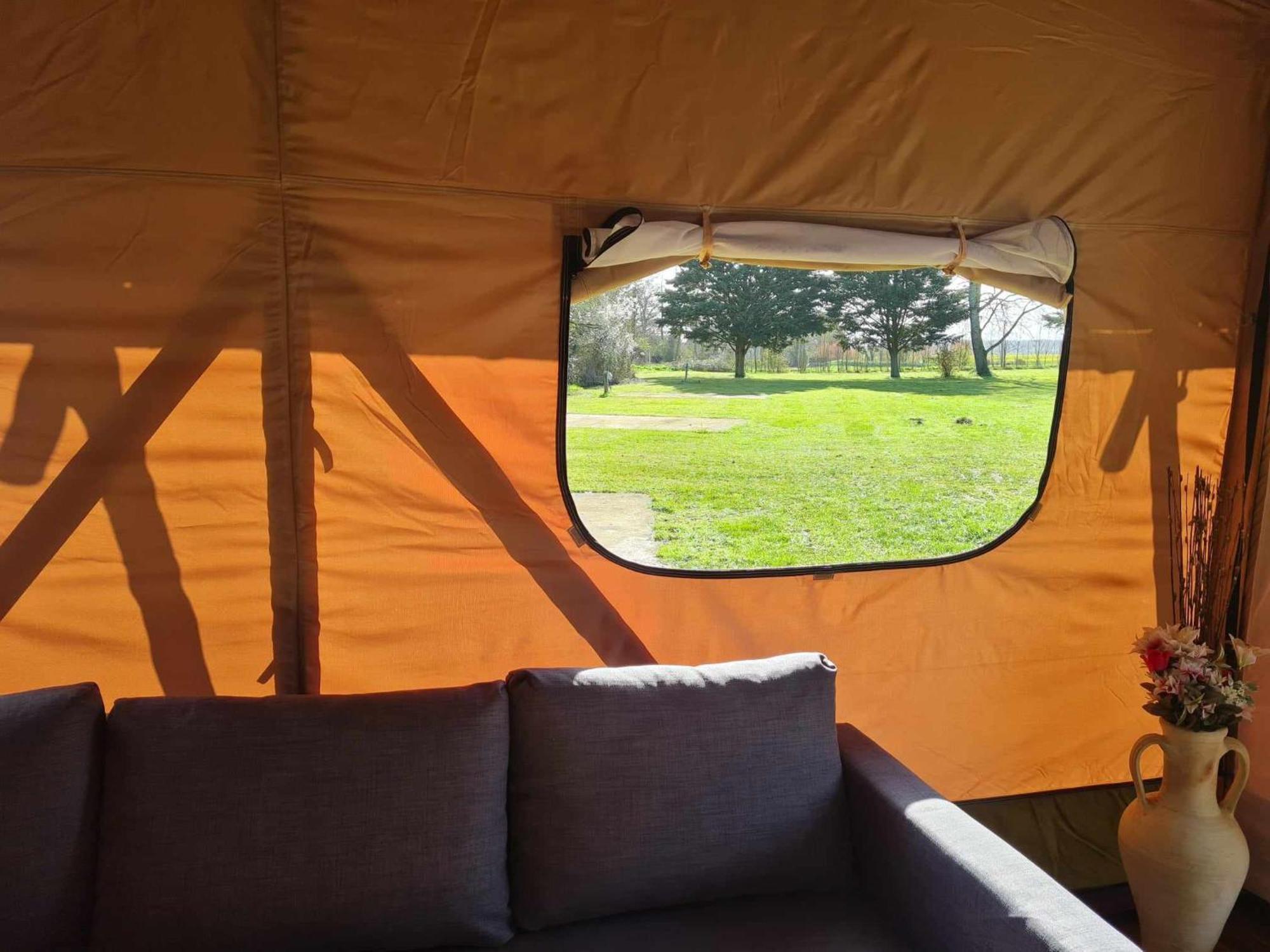 Camping De La Touche Ligueil Bagian luar foto