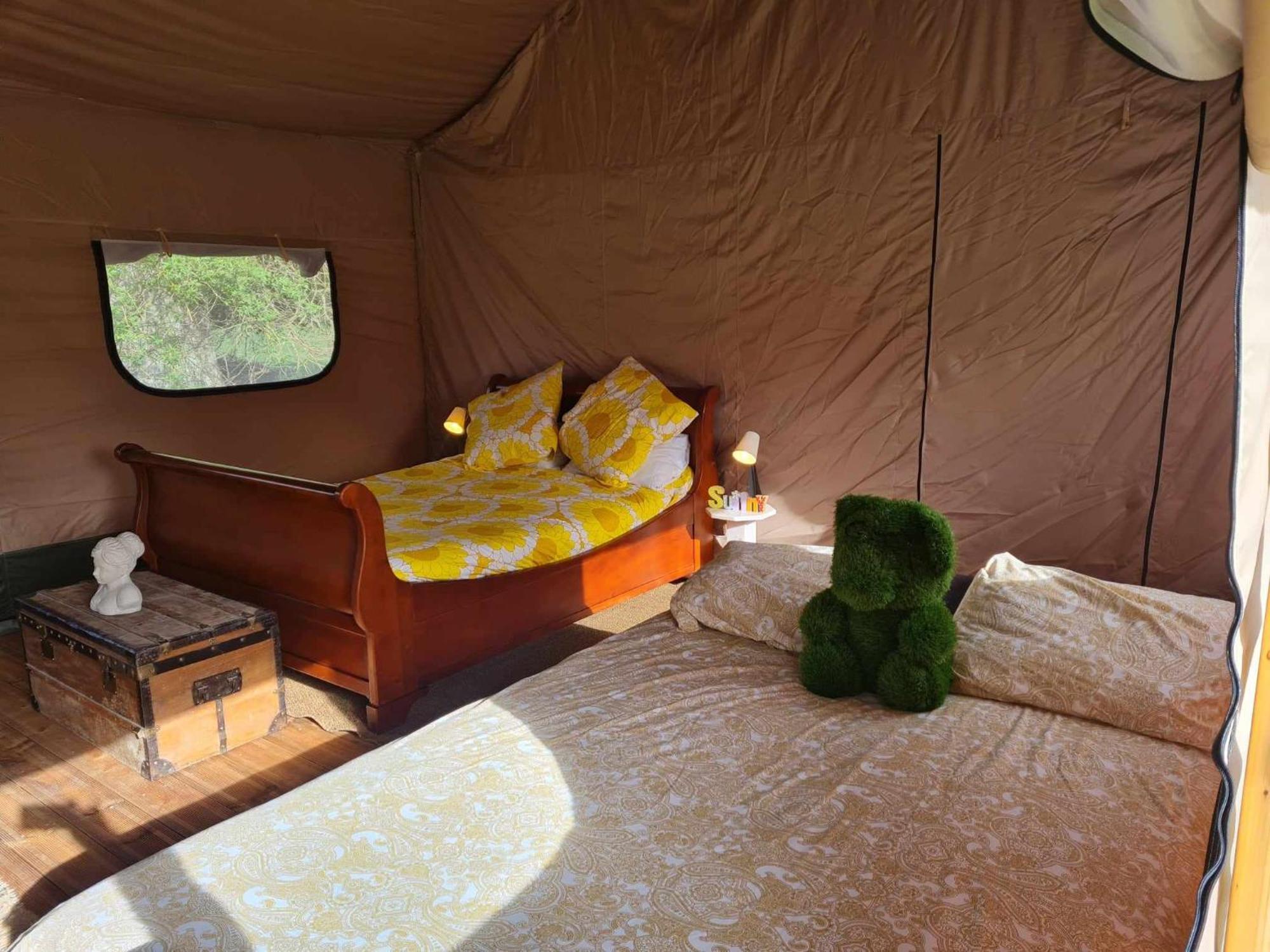 Camping De La Touche Ligueil Bagian luar foto